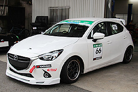 �f�~�I(DJ)�t�����g�E�C���O�X�|�C���[�@�N���b�N�Ŋg�債�܂�