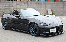 �N���b�N�Ŋg�債�܂�